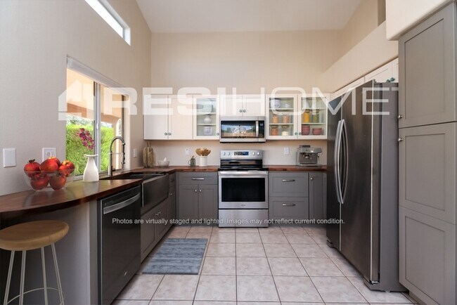Photo - 2162 W Osage Ave