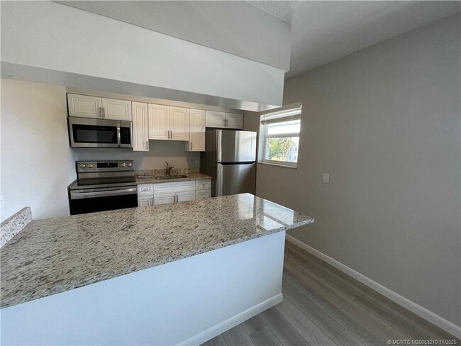 Photo - 661 Hernando St Unidad 9