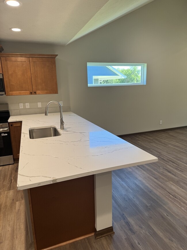 Photo - 143 W Ida Ln