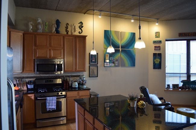 Building Photo - 210 S Water St Unit 416