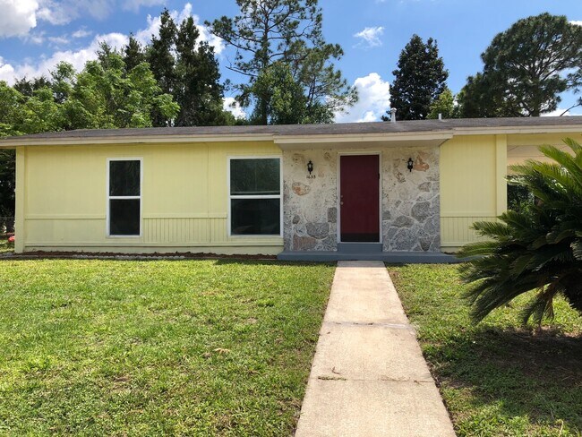 3 Bed 1 Bath Home | Pet Friendly | Carport... - 3 Bed 1 Bath Home | Pet Friendly | Carport...