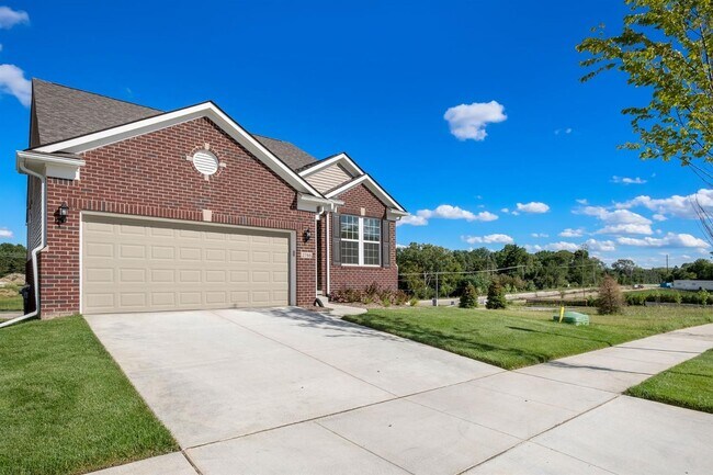 Photo - 2766 Polson St