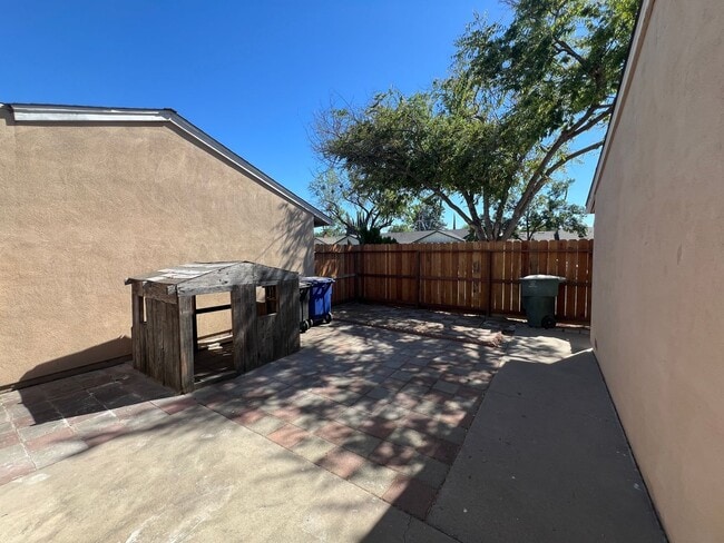 Photo - Single story 3 bedroom with two car garage!