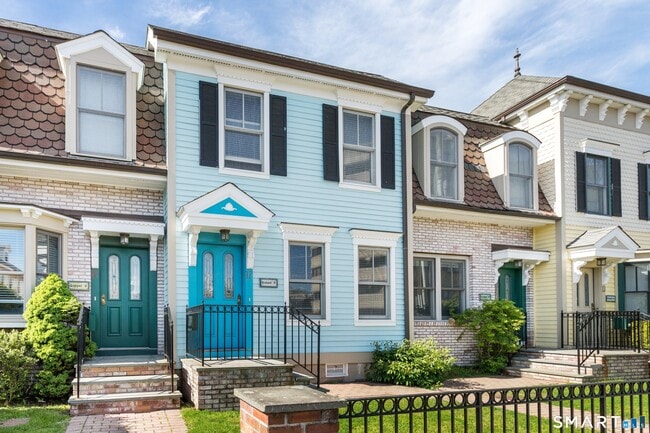 Photo - 17 Dolsen Pl