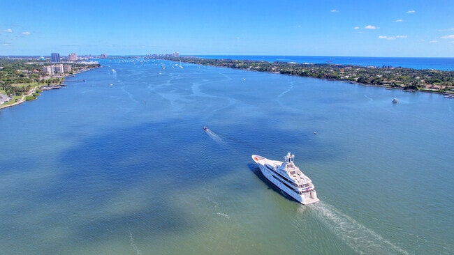 Photo - 1801 N Flagler Dr Unit 301