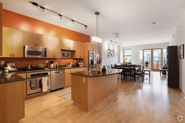 Building Photo - 401 N 2nd St Rental