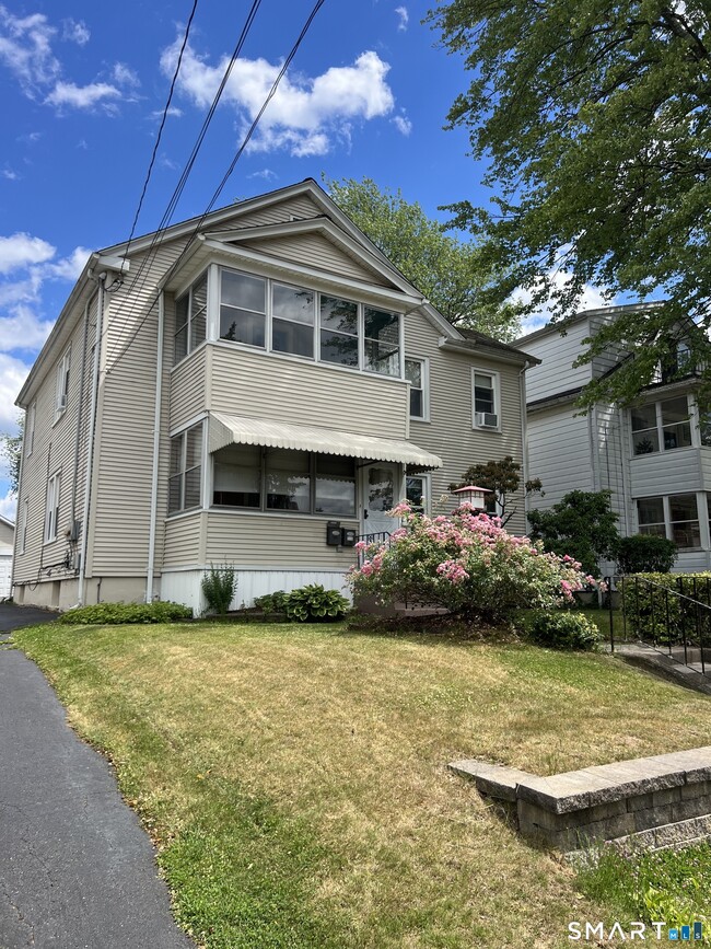 118 Cambridge St Unit 2nd Floor