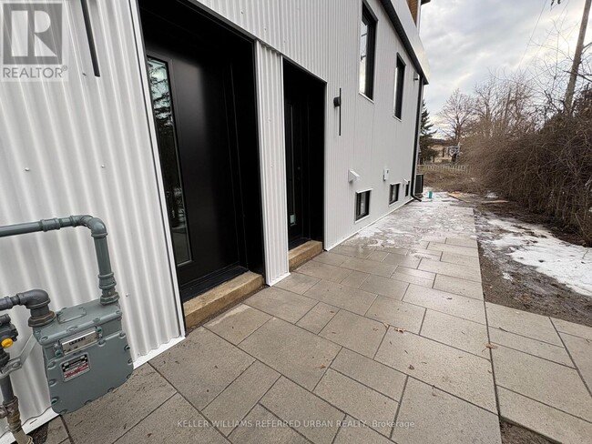 Photo - 113 Almore Ave