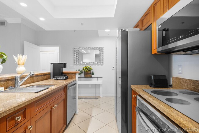 Photo - 347 N New River Dr E Unit 405
