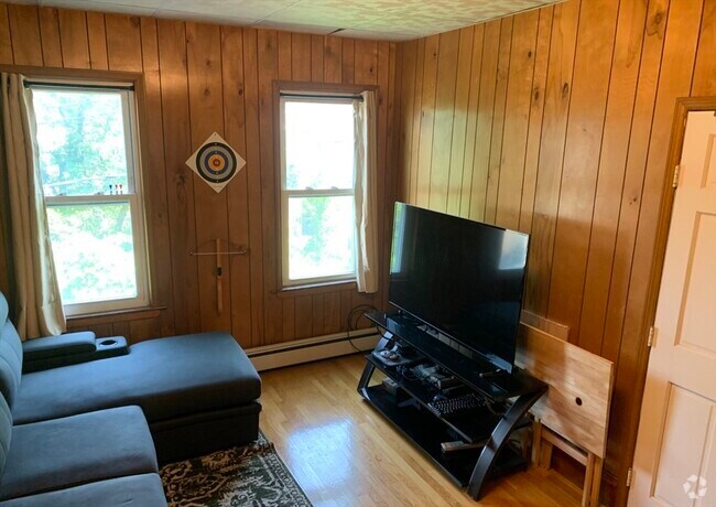 Building Photo - 54 Webster Ave Unit 3L Rental