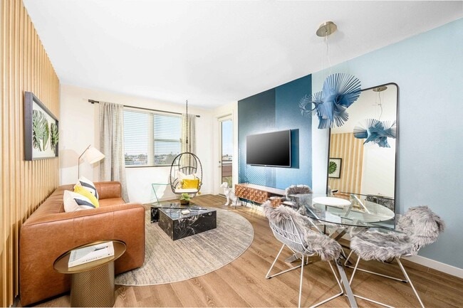 Building Photo - 3630 Westminster Ave Unit 304