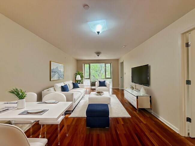 Building Photo - 6248-6248 60th Pl Unit 3A Rental