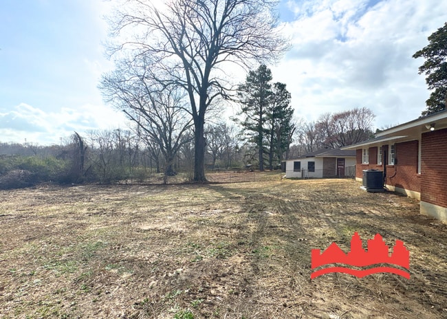 Photo - 4760 Woodridge Dr