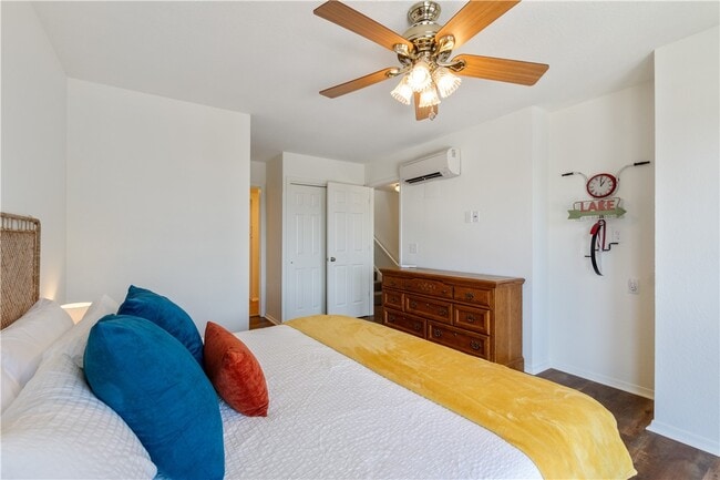 Photo - 14813 Dutchmans Dr