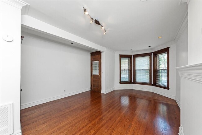 Photo - 3744 N Fremont St Unit 1
