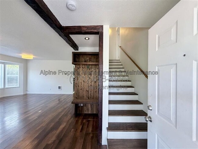 Photo - 5238 NE 14th Pl