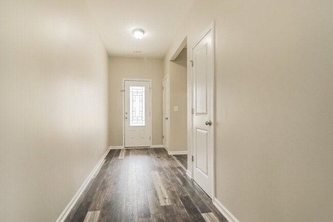 22 Bartlett Dr