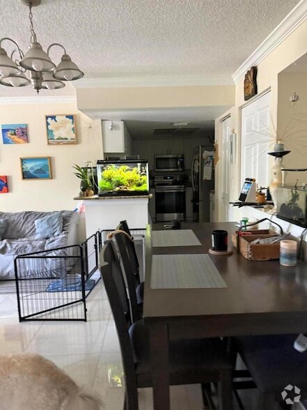 Building Photo - 1400 Crestwood Ct S Unit 1405 Rental