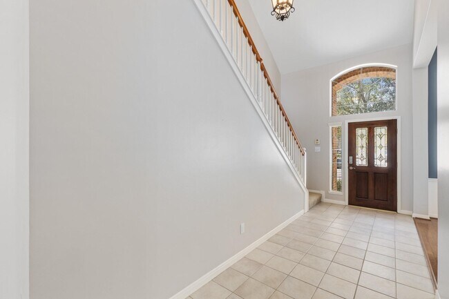Photo - 14738 Raven Hollow Ln