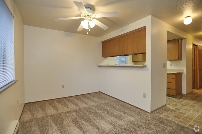 2 BR-Dining Area - Orchard Terrace