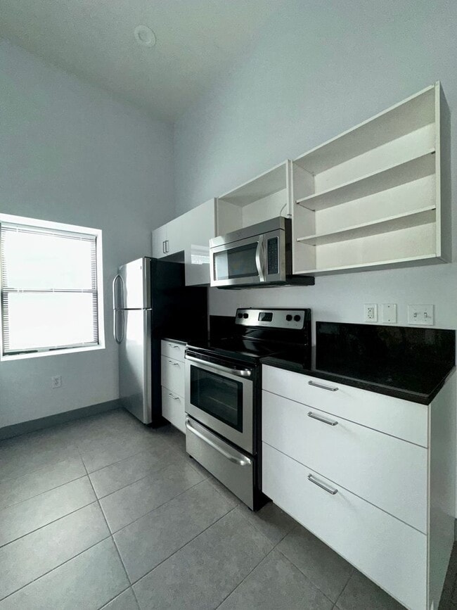 Photo - 414 Crown St Unidad 414-1