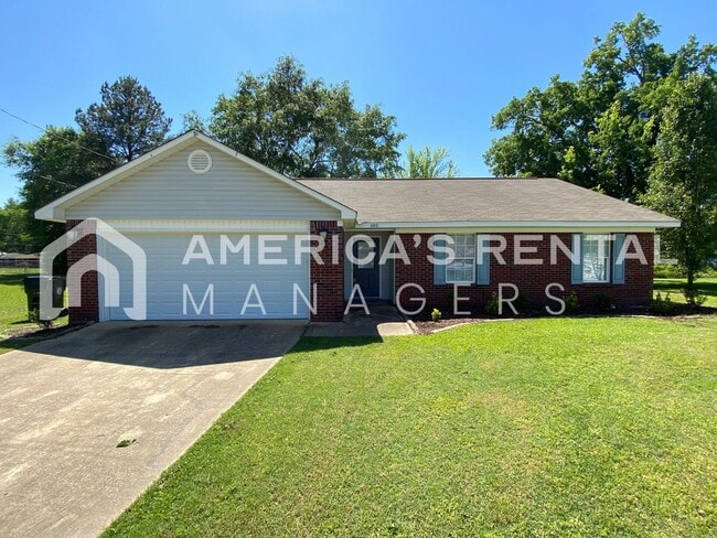 Photo - DEPOSIT PENDING!!! - Home for rent in Tuscaloosa! Available to View Now!