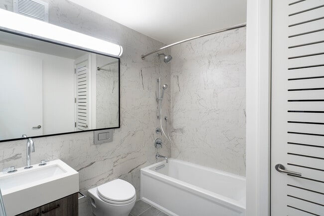 Photo - 220 East 72nd Street