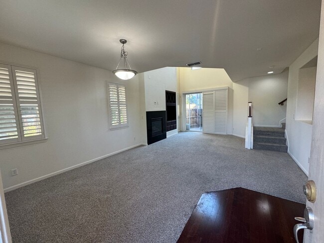 Photo - 804 Titanium Ln