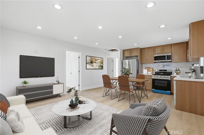 Photo - 1206 Kornblum Ave.