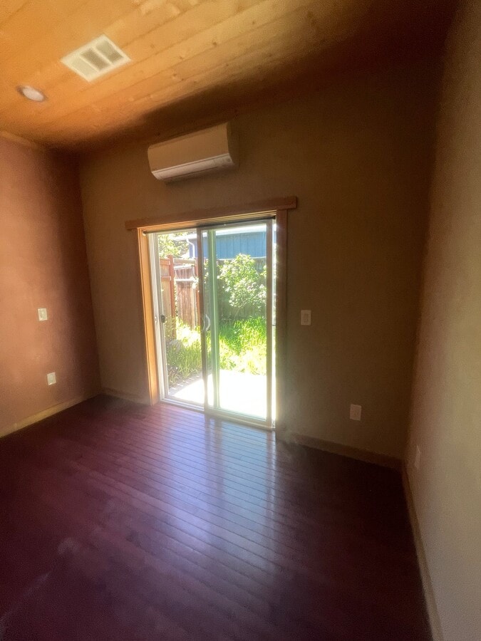 Photo - 84 W Nevada St Unidad B