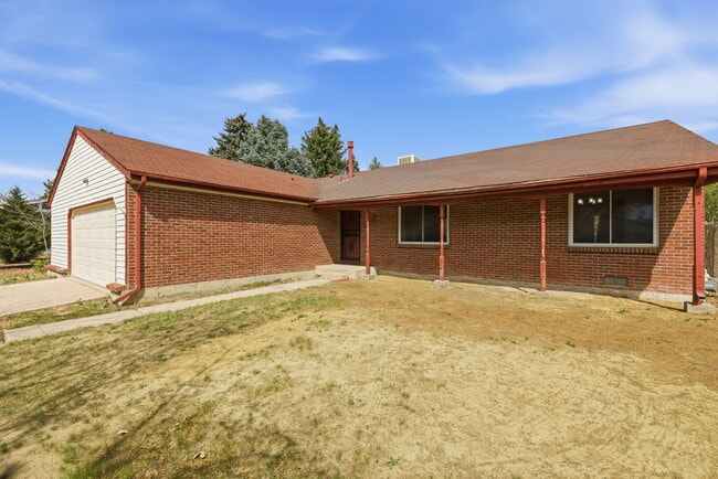 Photo - Huge Backyard - Remodeled 3 Bedroom 1.5 Bath Ready ASAP!