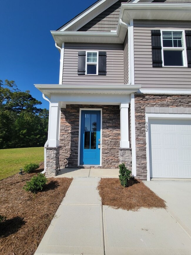 Photo - Gorgeous Newer Construction In Sneads Ferry!!