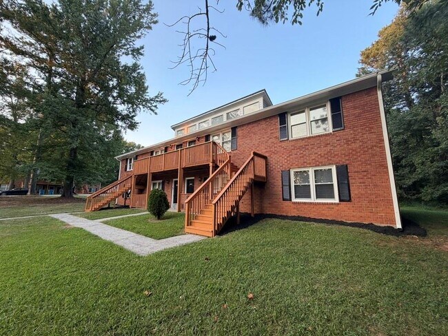 Photo - 1988 Patterson Ct