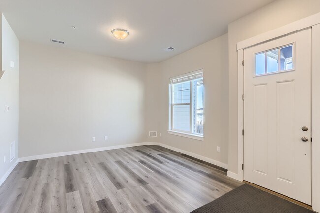 Photo - Beautiful 3 Bed 2.5 Bath Townhome with 2 Car Garage in Longmont