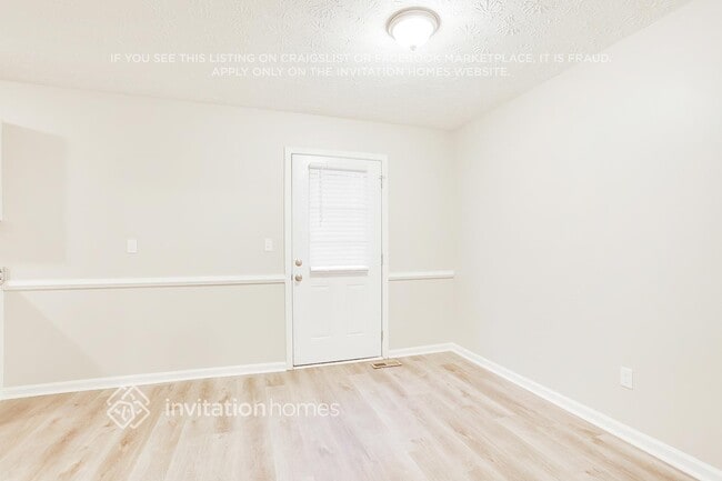 Photo - 3890 Daylily Way