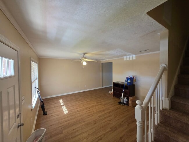 Photo - 3 BR 1.5 Bath Townhome located off Cedar road