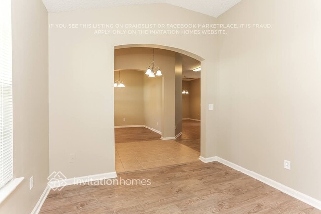 Photo - 10996 Apple Blossom Trail E