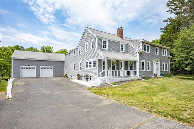 Photo - 180 Concord St Townhome