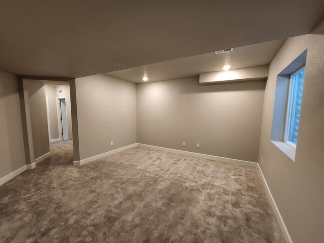 Building Photo - 3594 Silver Rock Cir Unit 3594 Rental