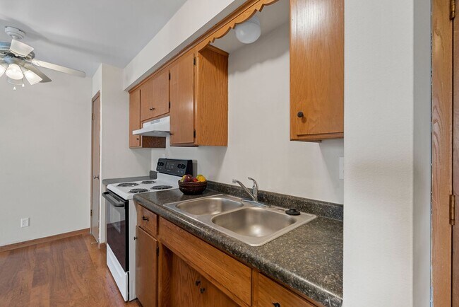 Appleton Apts