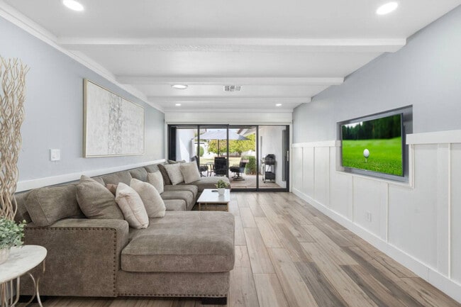 Photo - 1010 E Sorenson Cir Unidad ID1309649P