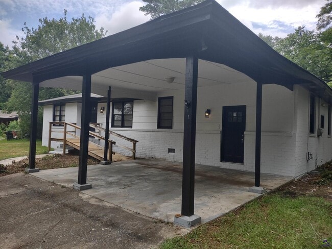 Photo - 6422 Gibson Rd