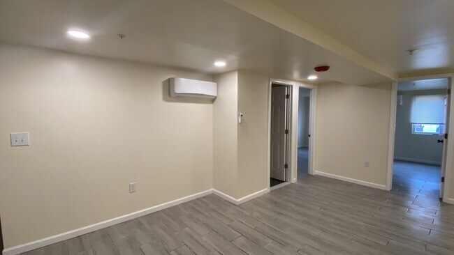 2710 Dothan Plz Unit 1