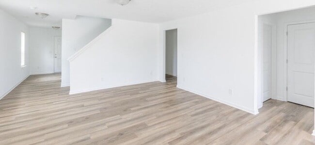 Photo - 1111 Cobra Dr