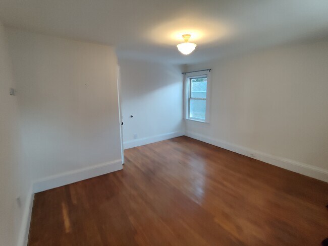 Photo - 292 Cedar St