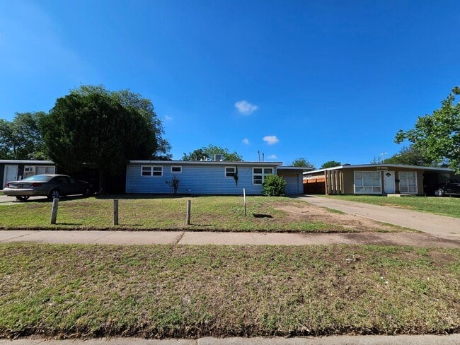 Photo - 2117 47th St Casa
