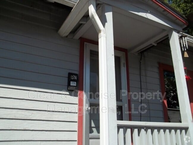 Building Photo - 157-154 Monroe St Rental