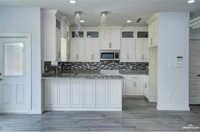 Photo - 18 Sunset Dr