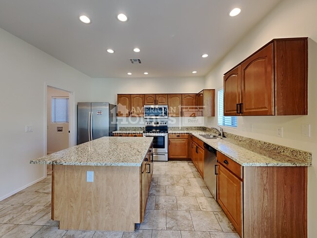 Photo - 17238 W Maui Ln