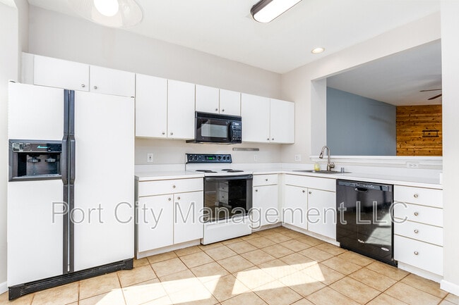 Photo - 6732 Cozy Ln